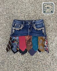 Jupe mini en denim recyclé avec franges