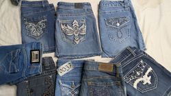 Jupes courtes magnifiques brodées ❤️( Rockawear & ..