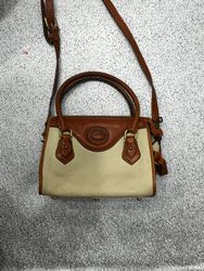 Dooney & Bourke  bag