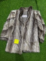 Echte Pelzjacken