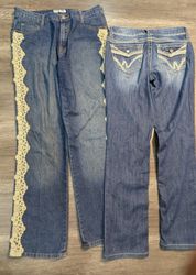 3225 - Pantalon en Jean Style Broderie