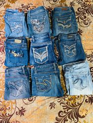 ROCK AND REPUBLIC VIGOSS AND OTHER BRAND JEANS FLA..