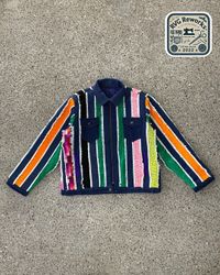 Aufgewertete Häkelpanelen-Denimjacke