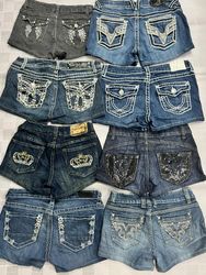 R371 Pantalons courts micro mini ornés pour femmes..