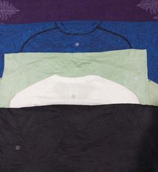 Lululemon T-shirt