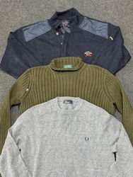 Mix branded knitwear