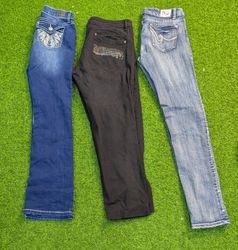 8112 - Casual Wear Straight and Relaxed Jeans