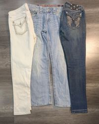 3349 - Miss Me, True Religion, Rock Revival Skinny..