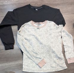 3369 - Athletic Sweatshirt, Long Sleeves T-Shirts