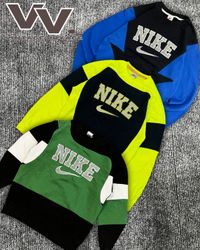 Nike a retravaillé des sweats à capuche en patchwo..