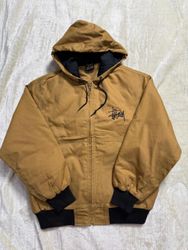 Veste à capuche couleur crème avec broderie style ..