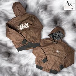 Veste à capuche brodée marron style Stussy