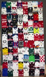 T-shirts de football 88 pièces