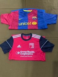 T-shirt sportiva mista con marchio