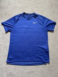 Nike T-Shirt