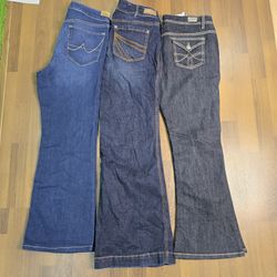 AV-0838 Unbranded Flare Jeans