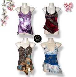 Camisoles brodées upcyclées Y2K