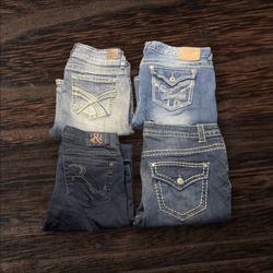 Y2K EMBROIDERED FLARED & BOOTCUT JEANS