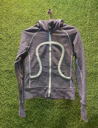 Lululemon Sweatshirt and Hoodies Mix 10 pieces