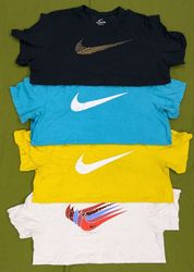 T-shirt con collo rotondo Nike