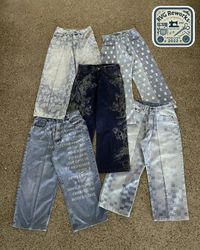 Upcycled Laser-Printed Weite-Leg-Jeans