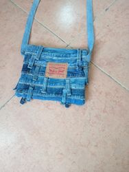 CR1328 Bolsas com Cinto de Denim Reciclado