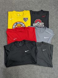 ZV1929 Nike Sport T-Shirts