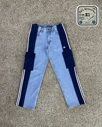 Cargo in denim con pannelli sportivi riciclati