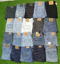 LEVI’S MINI SKIRTS (ID 222)