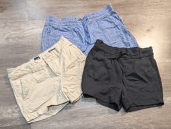 3915 - Loft , Old Navy, H&M, Gap Shorts