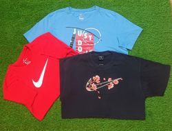 T-shirt Nike