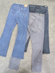 ZV1960 Ladies Levi’s Jeans