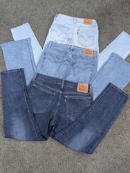 CRZ1971 Ladies Levi’s Jeans