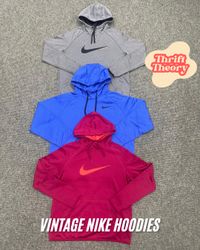Vintage Nike Hoodies - (25/02)