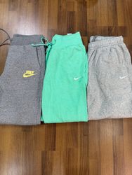 AV-1105 Nike Sweatpants