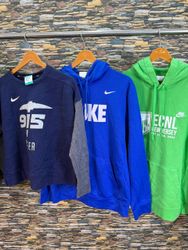 AV-1114 Nike Hoodies & Sweatshirts