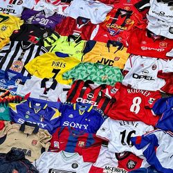 PREMIUM  INTERNATIONAL SOCCER CLUB JERSEY