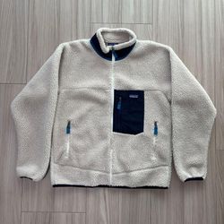 Patagonia fleece jacket