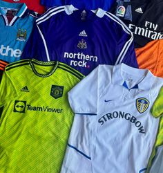 Maillots de football authentiques