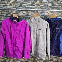 AV-1144 Columbia Windbreakers