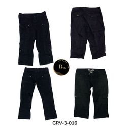 Y2k black cargo capri (GRV-3-016)