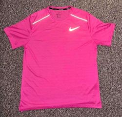 Authentic Nike T-Shirts✨