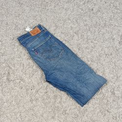 LEVI'S WOMEN'S DENIM JEANS BUNDLE 33