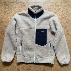 Patagonia fleece jacket