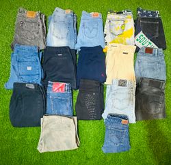 Mix branded jeans