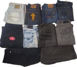 ROCAWEAR  AND  OTHER MIX  BRANDS JEANS (237)