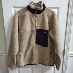 Patagonia fleece jacket