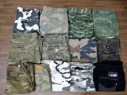 Calças de camuflagem