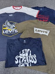 ZV2071 Levi’s T-Shirts
