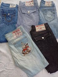 CR7028 Vintage True Religion Men’s Jeans